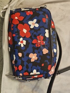 kate spade Floral Crossbody in Blue, Red, White